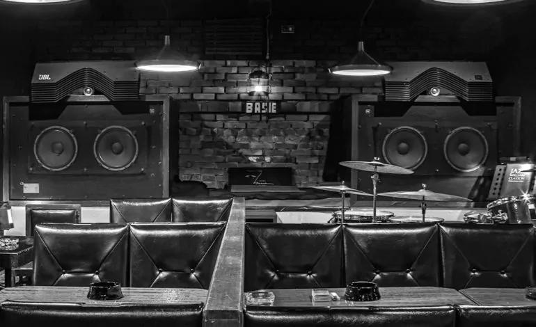 Places Made for Listening: The Rise of the Listening Bar